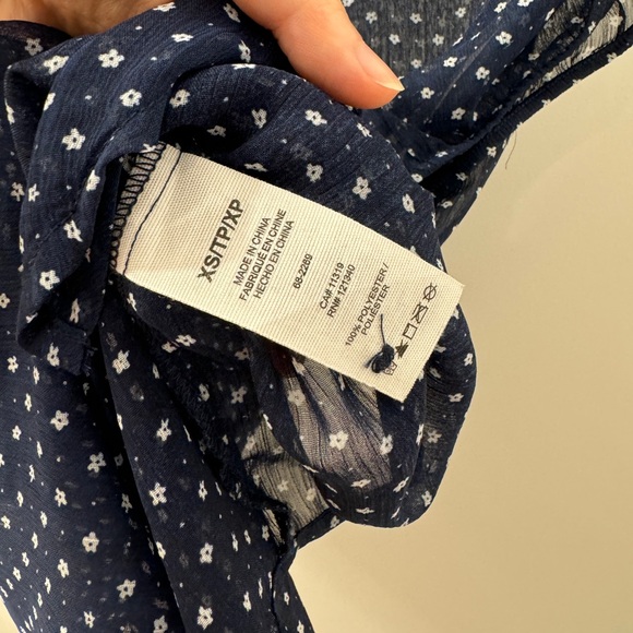 Garage See-through floral tie-front blouse - Picture 5 of 5